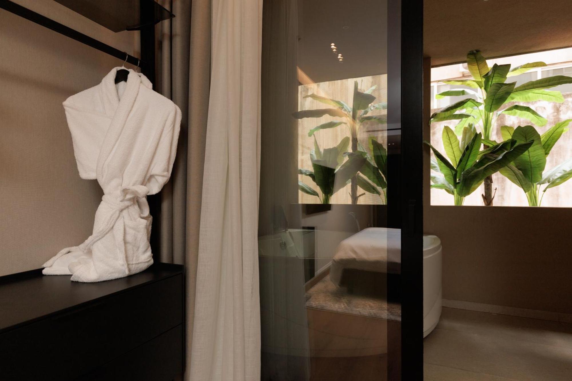 Blanco Athens Aparthotel Exterior photo